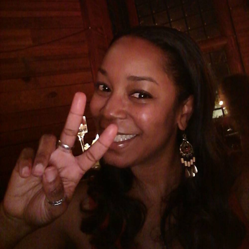 Meet your Posher, Monique